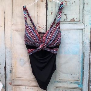 Swimsuits for All Cut Out Underwire Size 18